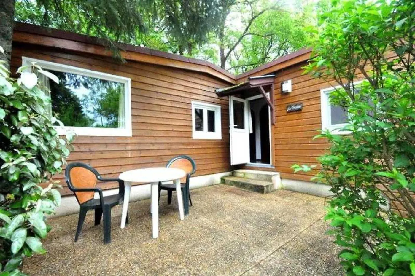Reyrevignes  Camping 3 Etoiles - Piscine - Ccaideg 0*, Reyrevignes (Figeac) צרפת