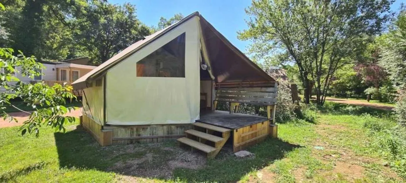 Reyrevignes  Camping 3 Etoiles - Piscine - Ccaideg Reyrevignes (Figeac)